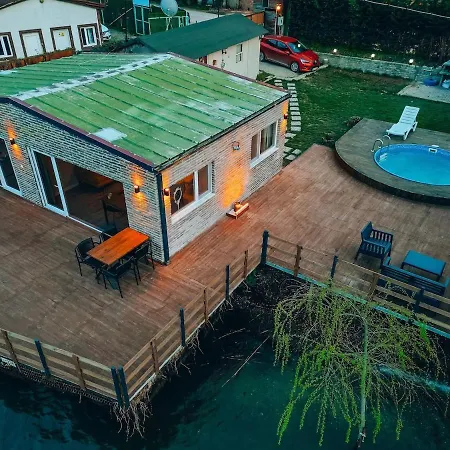 Dom wakacyjny Flamingo Adalife *