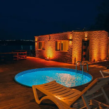Flamingo Adalife Holiday home